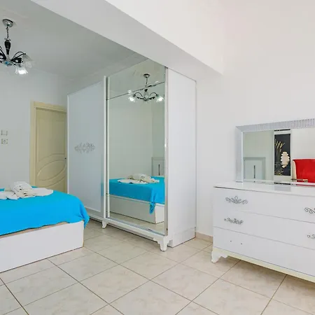 Kavak Garden Apartment